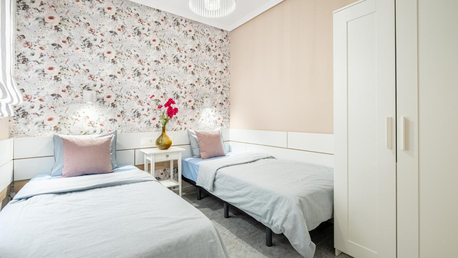 Apartamento Centrico Con Garaje Torrevieja Ngoại thất bức ảnh