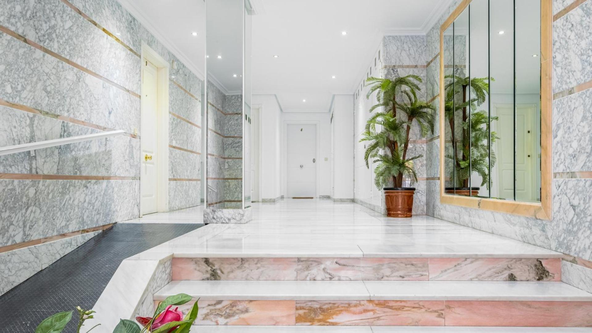 Apartamento Centrico Con Garaje Torrevieja Ngoại thất bức ảnh